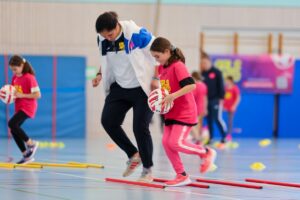 Steffie Jones bei der GRLS WNTD SOCCER-Schultour